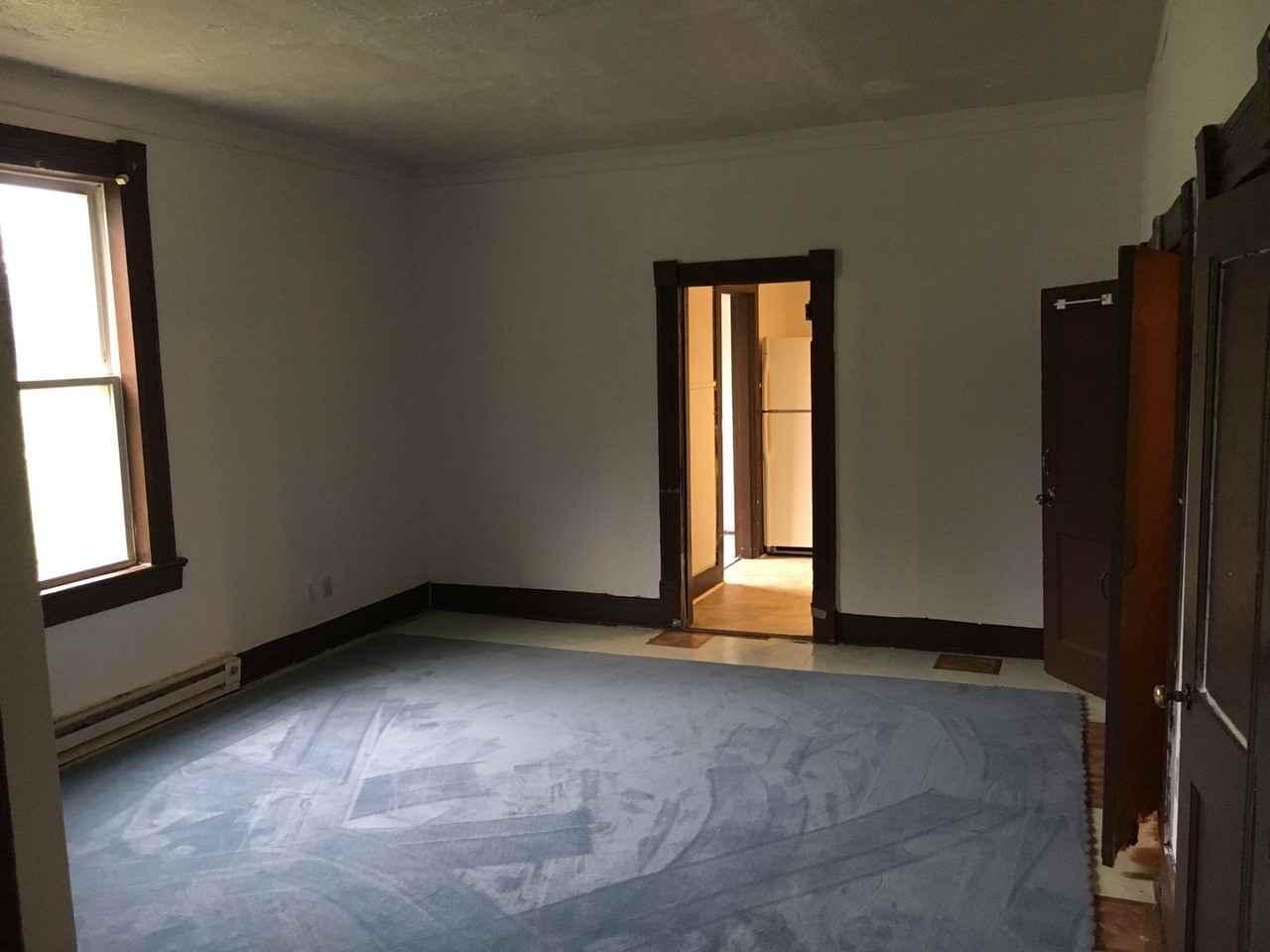 1009 4th Street - Photo 3 of 5