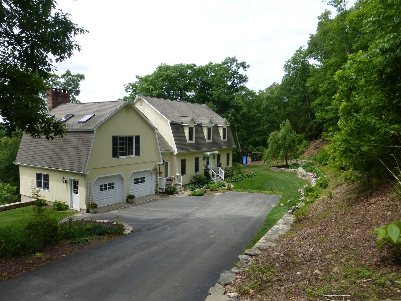 113 Flag Swamp Rd - Photo 2 of 34