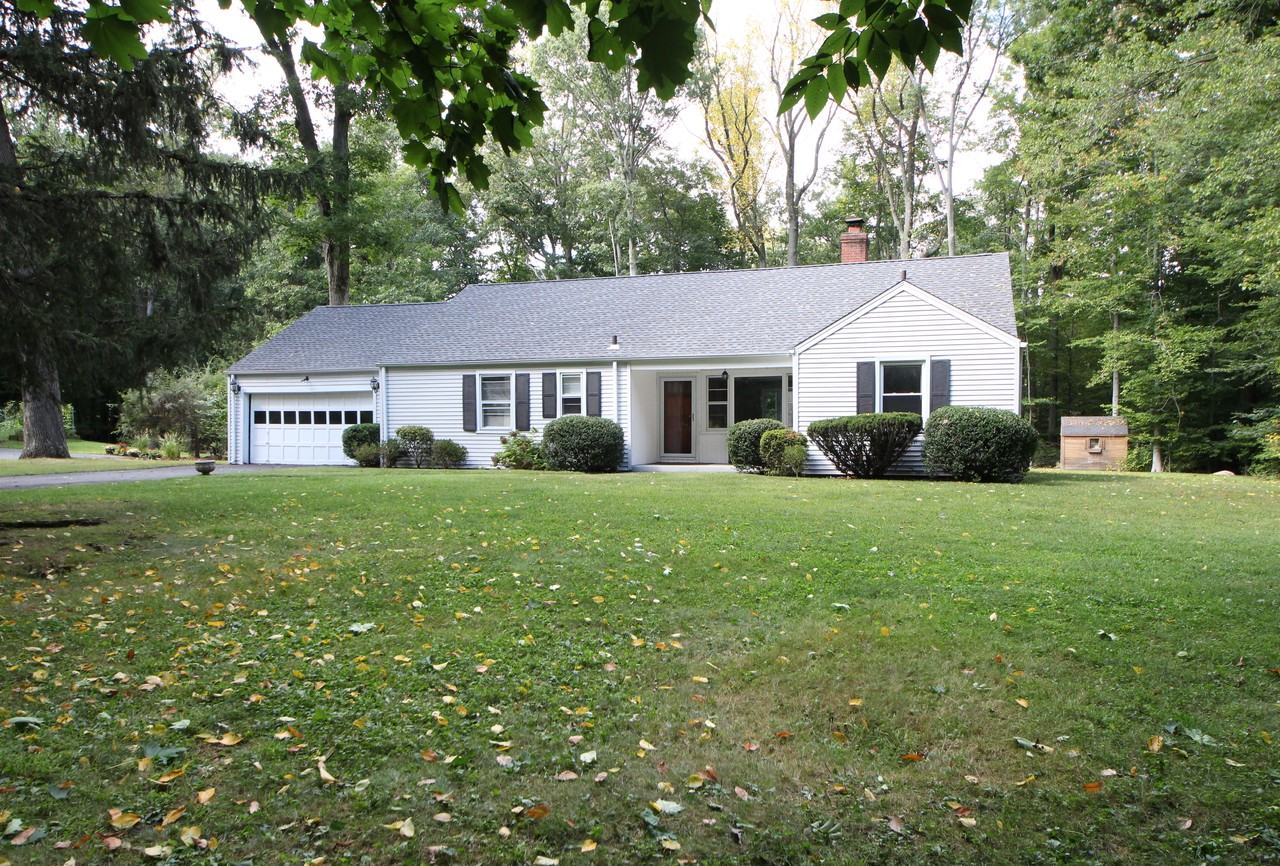 24 Marianne Rd - Photo 2 of 17