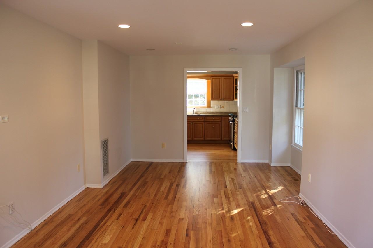 6 Adelaide St - Photo 2 of 13