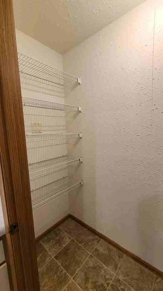 Oak Knoll - Photo 3 of 15