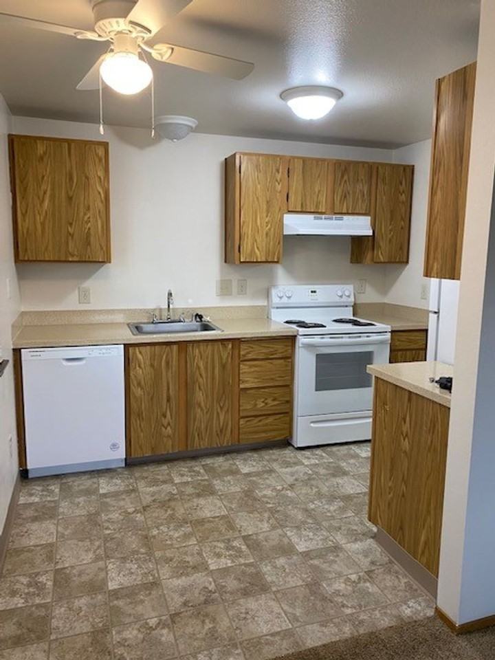 Cheyenne Place Apartments, LLC - Photo 3 of 4