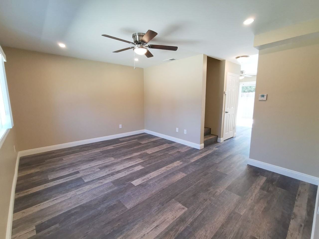 691 Graves Ave - Photo 3 of 26