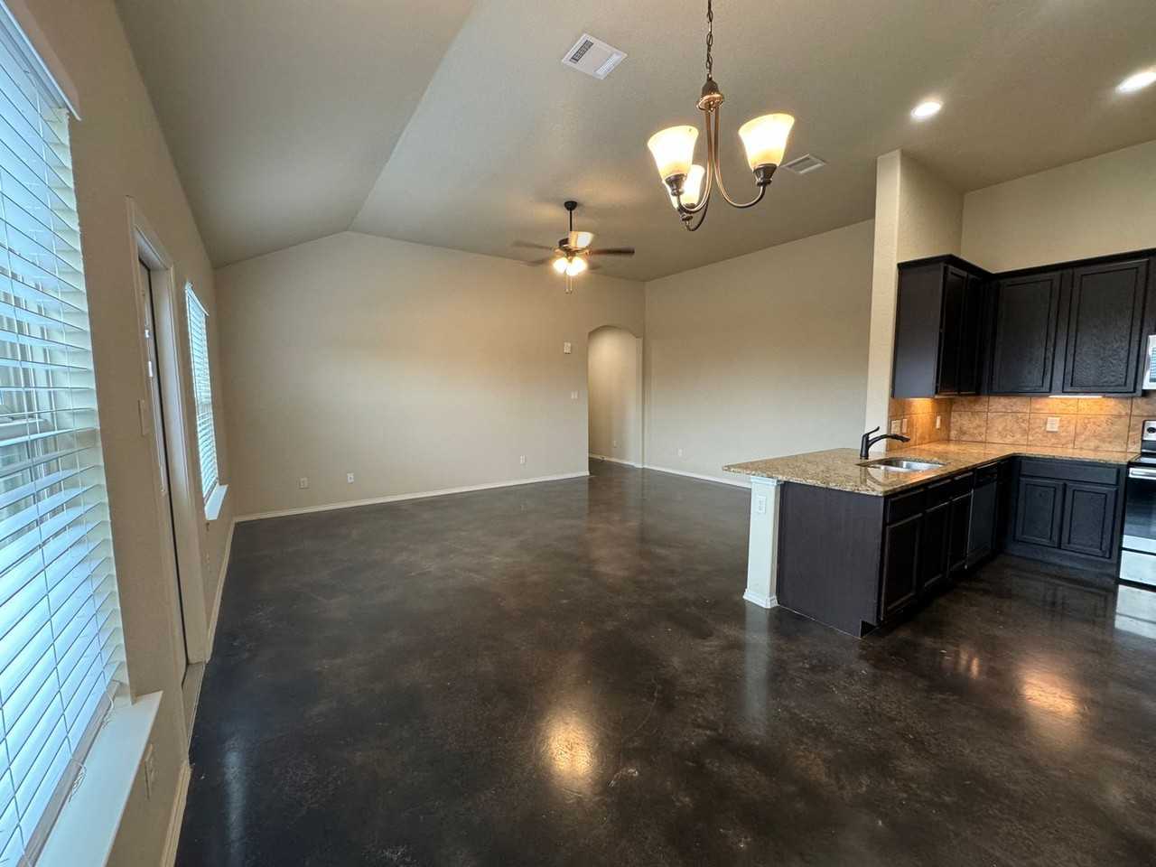 204 Ragsdale Way - Photo 4 of 23