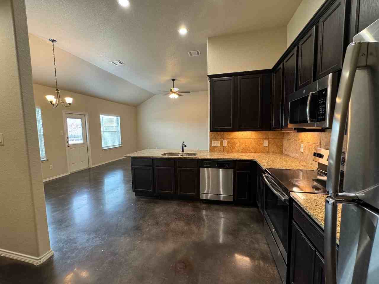 204 Ragsdale Way - Photo 6 of 23