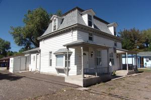 featured image of 1614 Seymour Ave