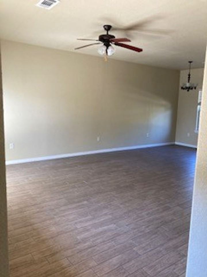 PARKER-SUNCHASE TOWNHOMES - Photo 2 of 18