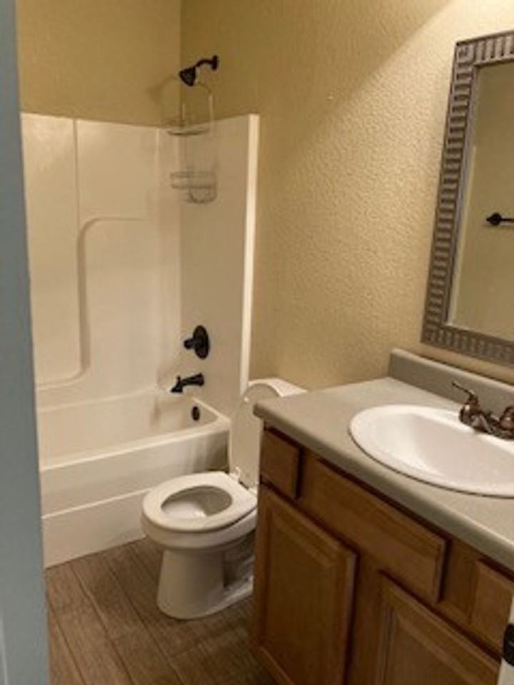 PARKER-SUNCHASE TOWNHOMES - Photo 6 of 18