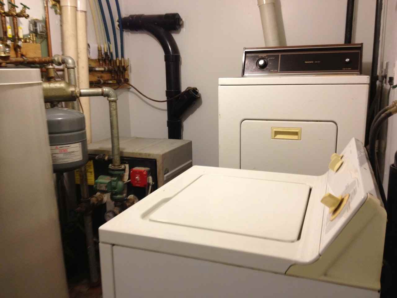 Lillian / 18th Ave - Photo 2 of 5