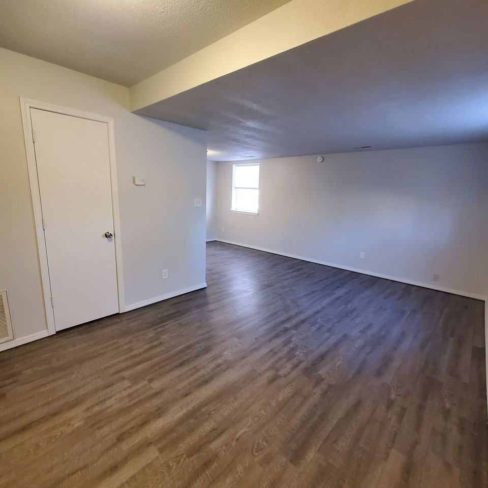 12:34 Properties - Photo 2 of 6