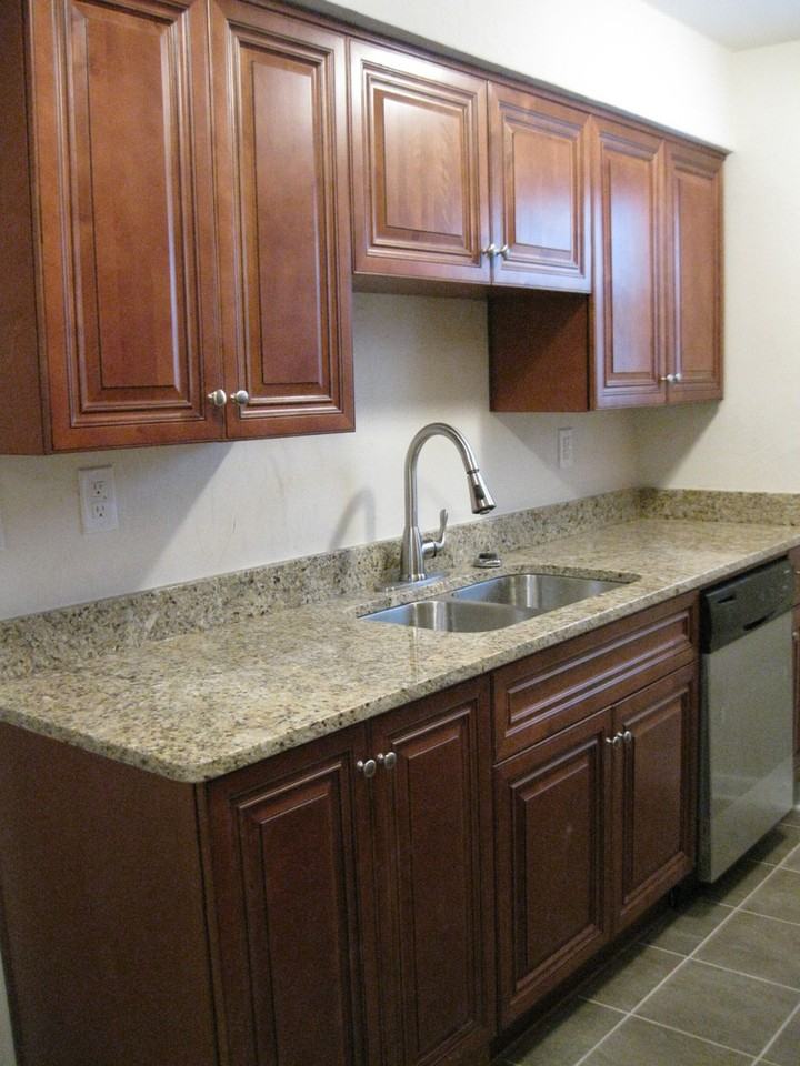 Willoughby Beach Flats - 1362 - Photo 7 of 13