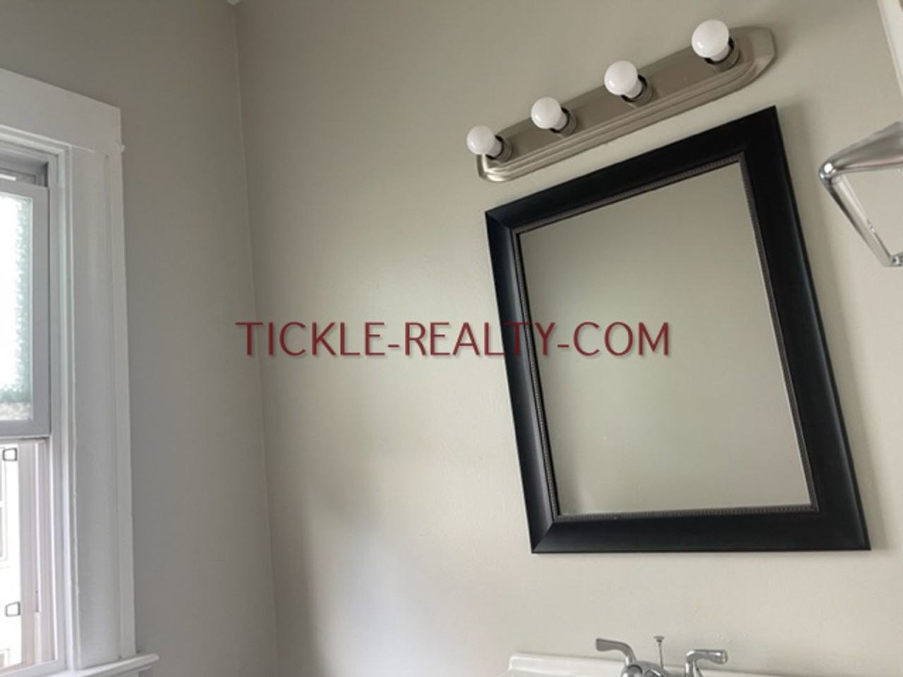 681 Averill  Ave. - Photo 7 of 27