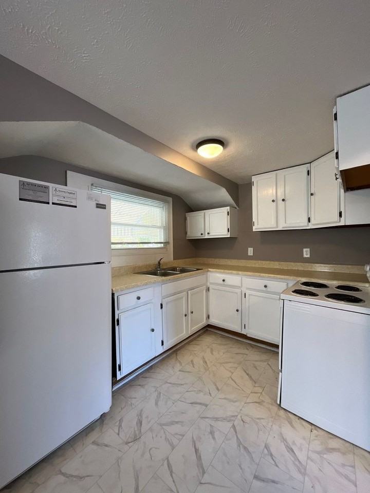 5717 Hartley - Photo 2 of 7