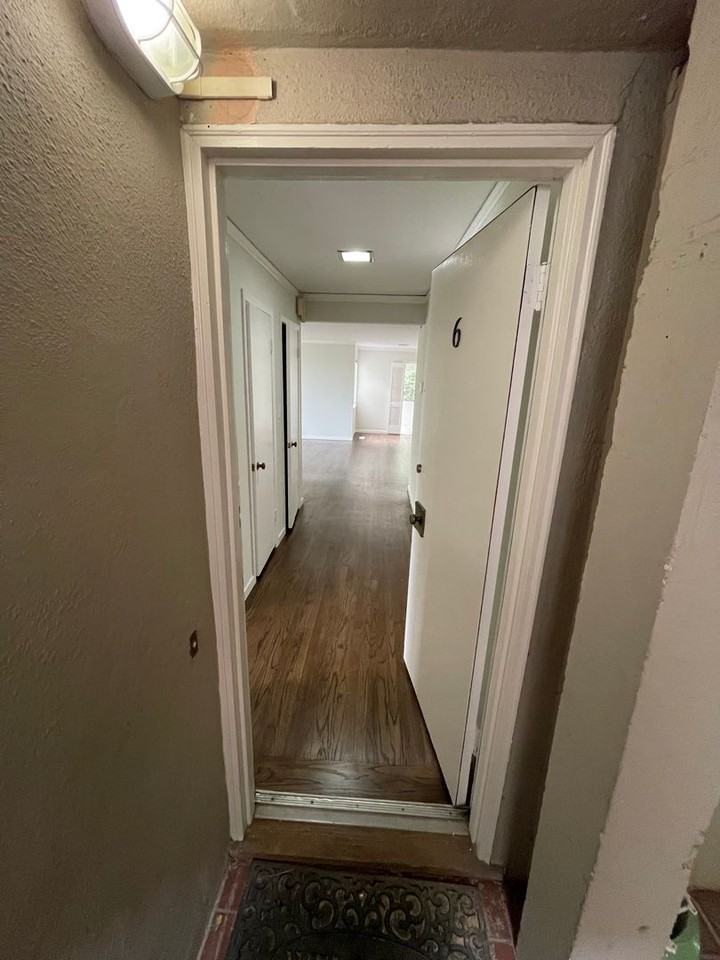 18 Mounds Road - Photo 3 of 23