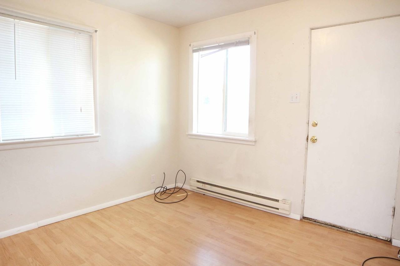 630 & 634 Cowan-622 - Photo 3 of 7