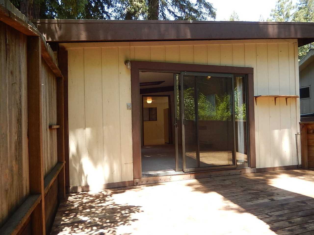 027-02 - Photo 2 of 13