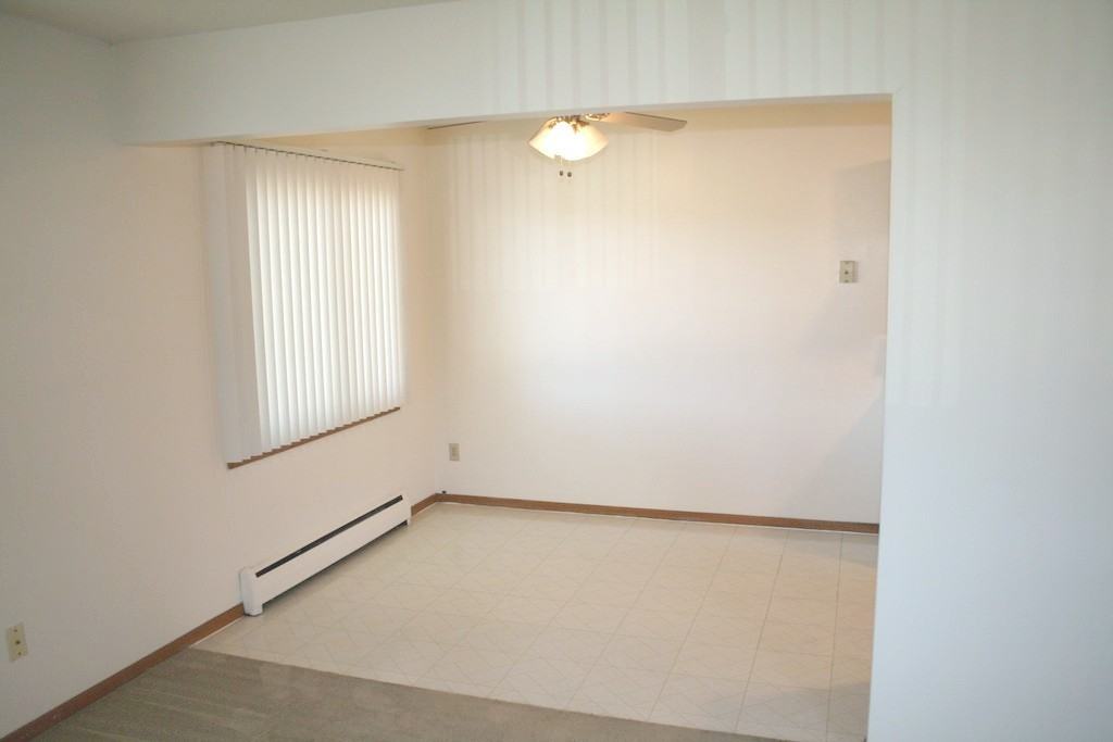 Premier Properties - 6629 - Photo 4 of 6