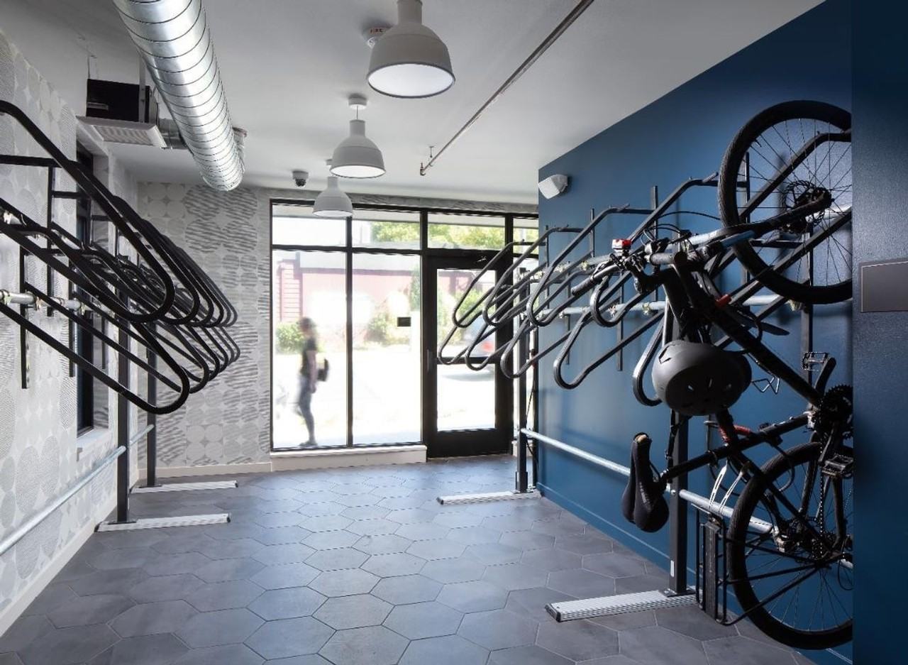 Luna Apartments - Photo 7 of 31