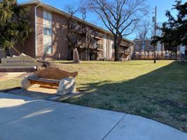 featured image of 1527 W 9th St