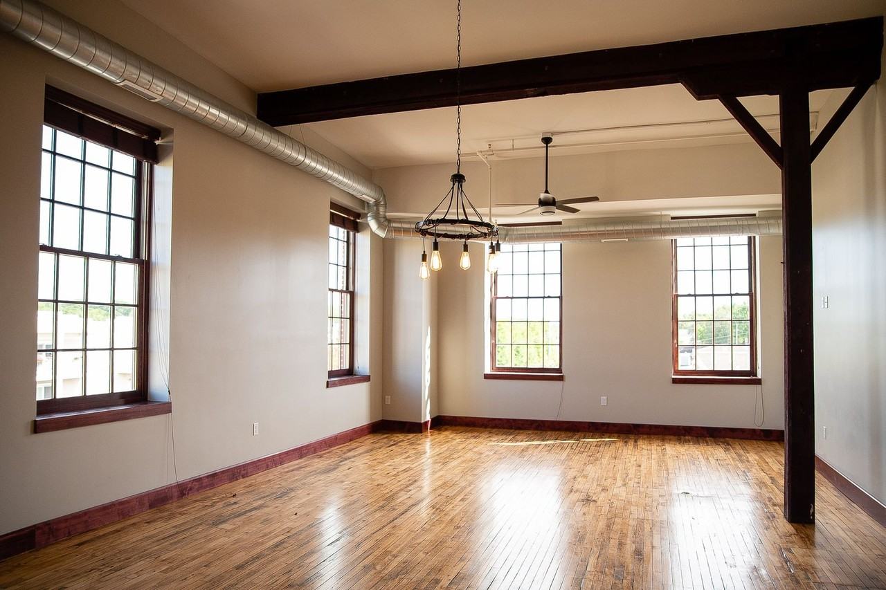 31 3rd St Ne #301 - Photo 6 of 22