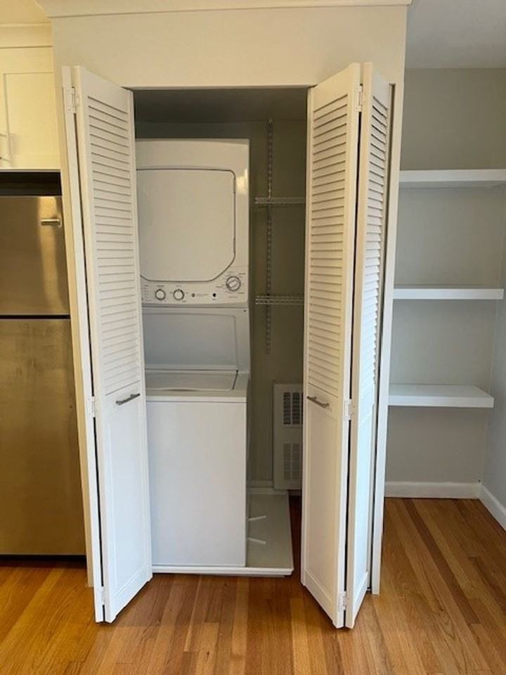 115 S Main St - Photo 5 of 26