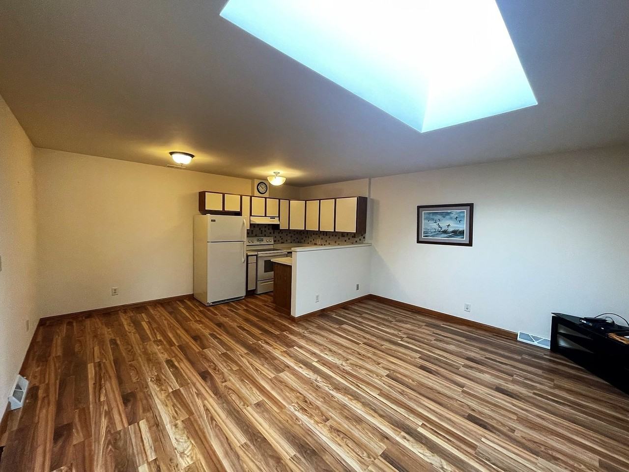 FORM-5707 - Photo 2 of 13