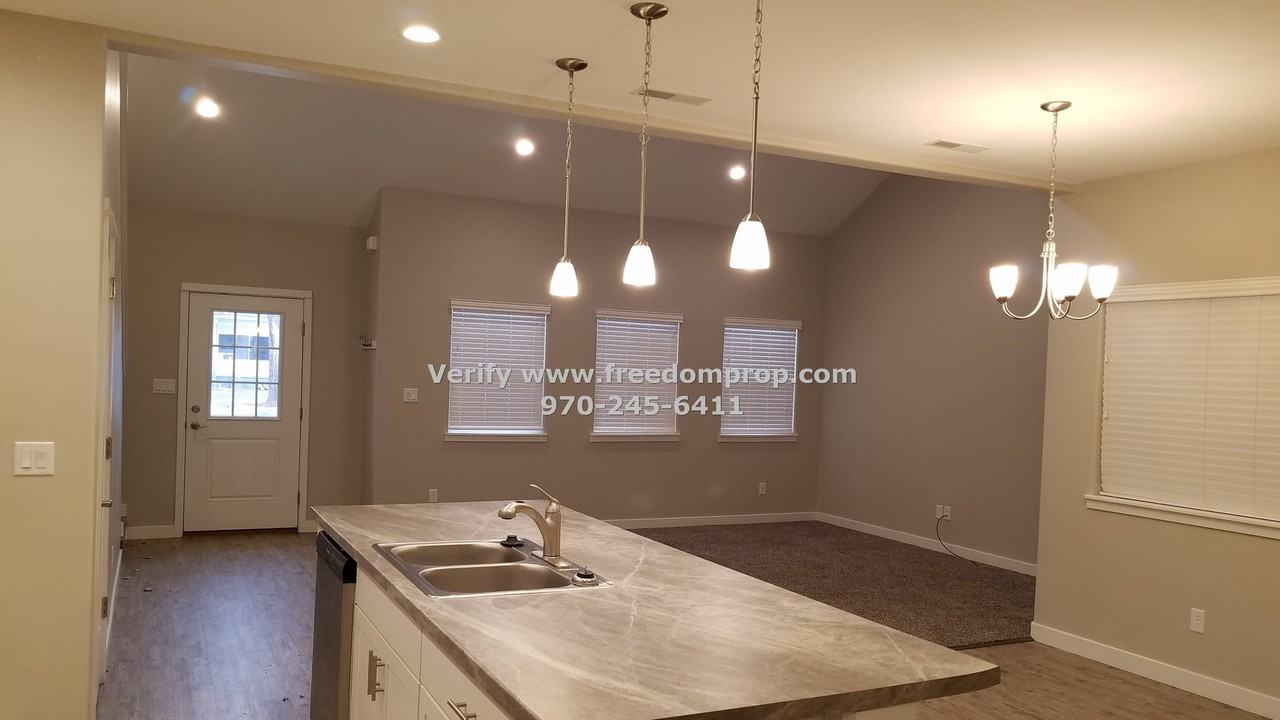 Main St. 1171 (f) - Photo 3 of 13