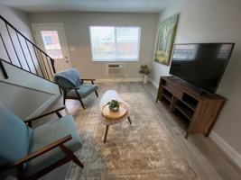 featured image of 311 E Taylor St
