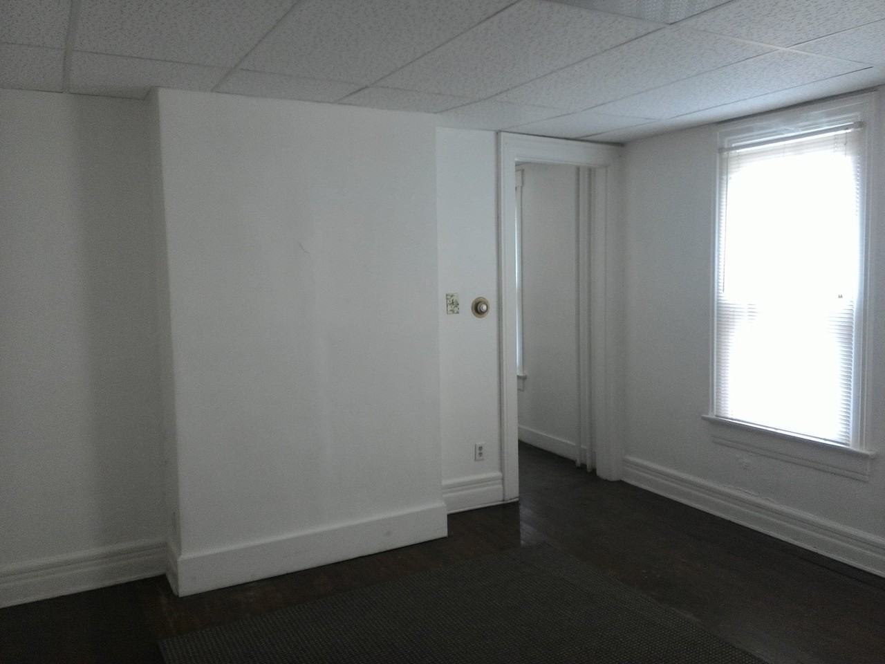 20-22 PARNELL - Photo 2 of 14