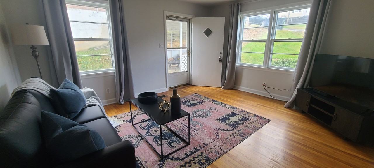 View Ave SW - Photo 2 of 15