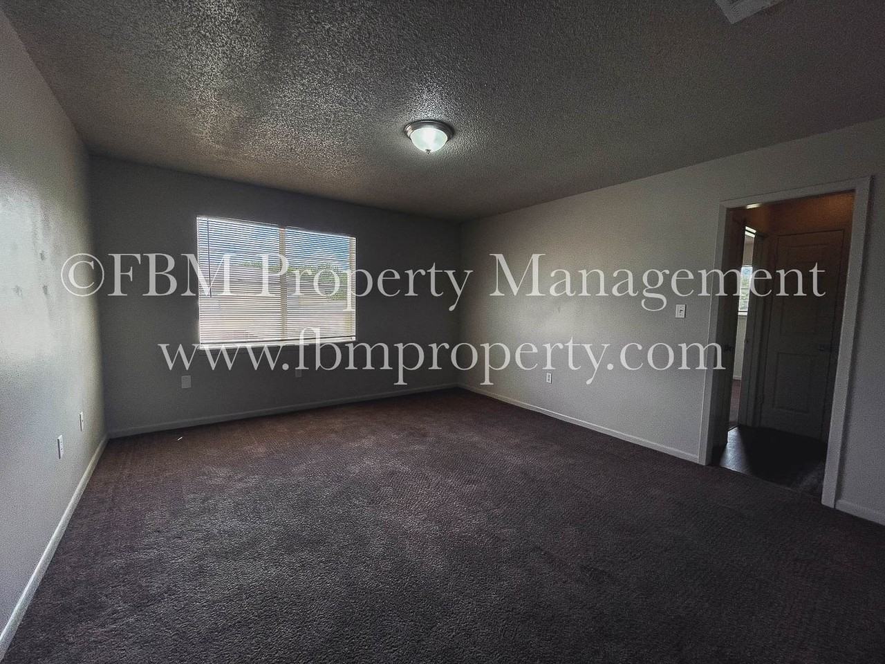 Willow Court Apartments - Photo 3 of 11