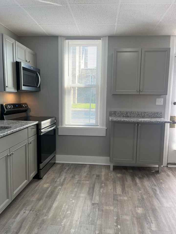 30 N 5th St - Photo 2 of 12