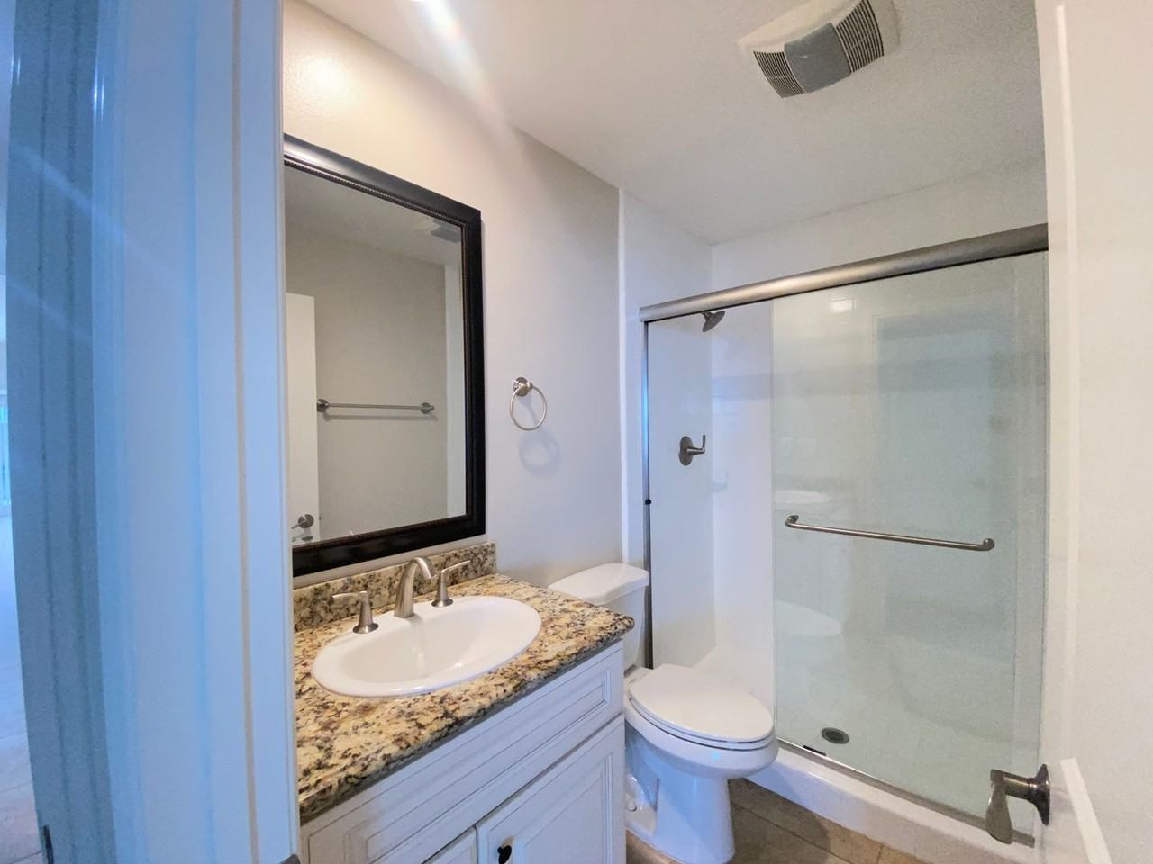 33381 Nottingham Wy - Photo 2 of 14
