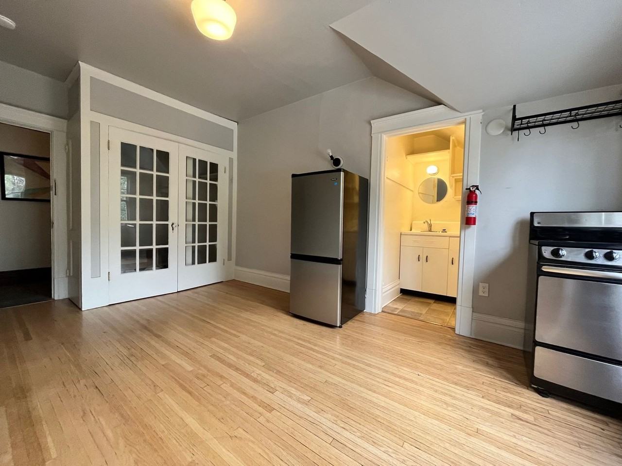 403 Eddy Ave #03 - Photo 5 of 11