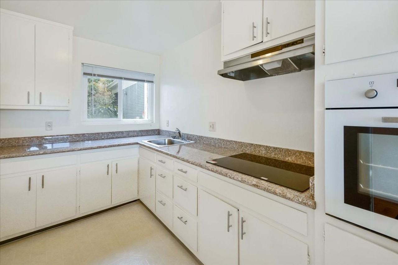 3250 Market Street - Photo 3 of 25