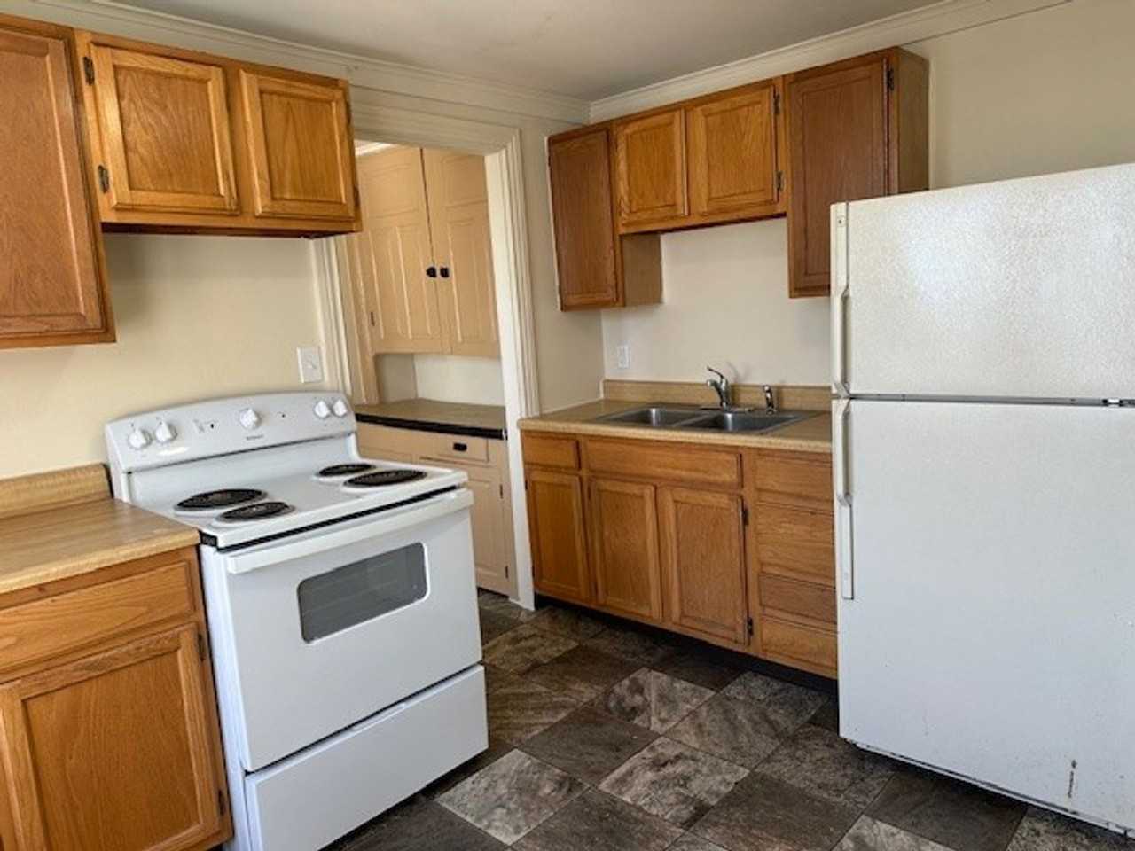 238-240 Center St - Photo 3 of 13