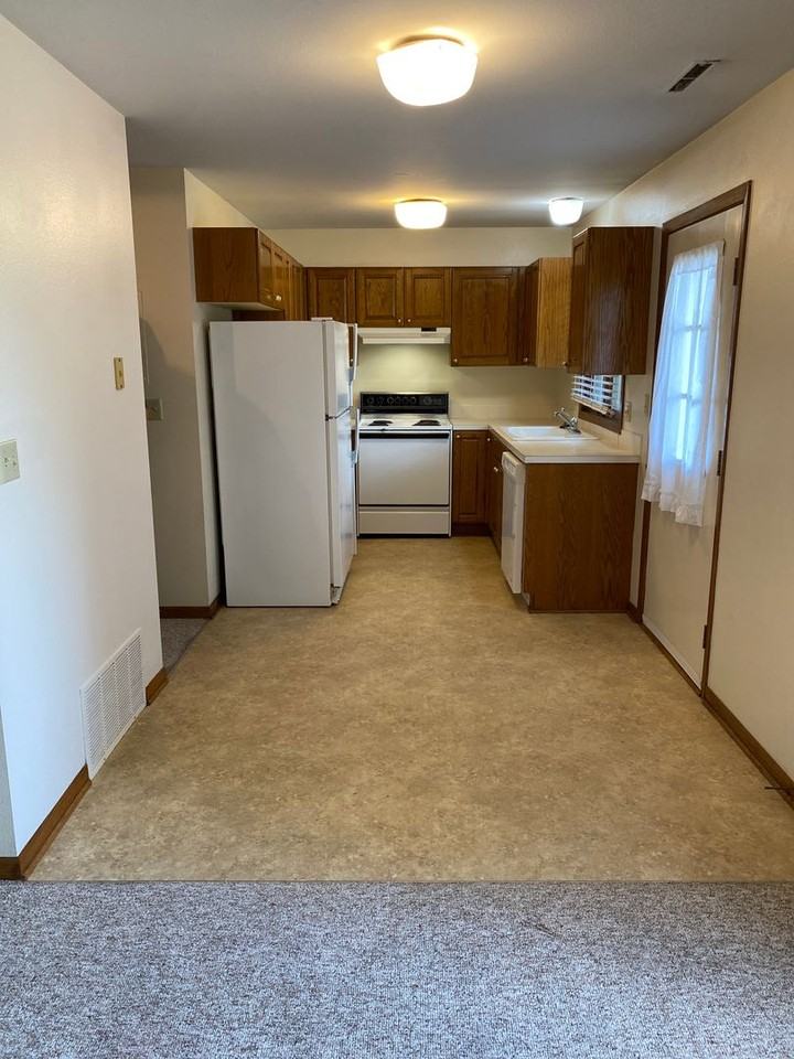 Grove Avenue - Photo 5 of 28
