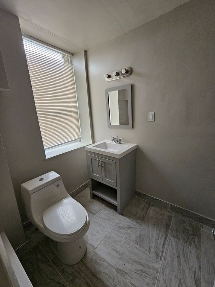 Indigo Apartments - Photo 3 of 33
