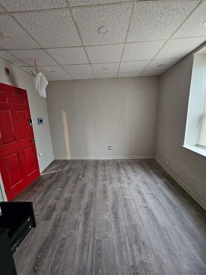 Indigo Apartments - Photo 4 of 33