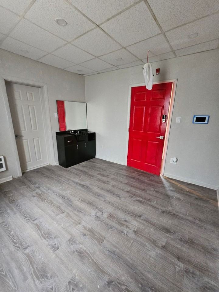 Indigo Apartments - Photo 6 of 33