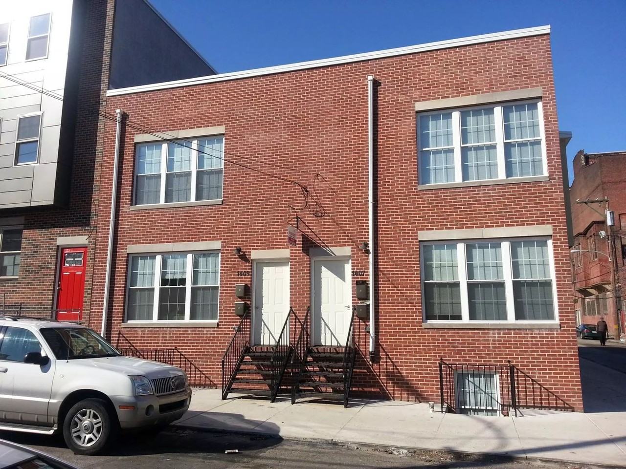 1407 W. Thompson - Photo 2 of 22