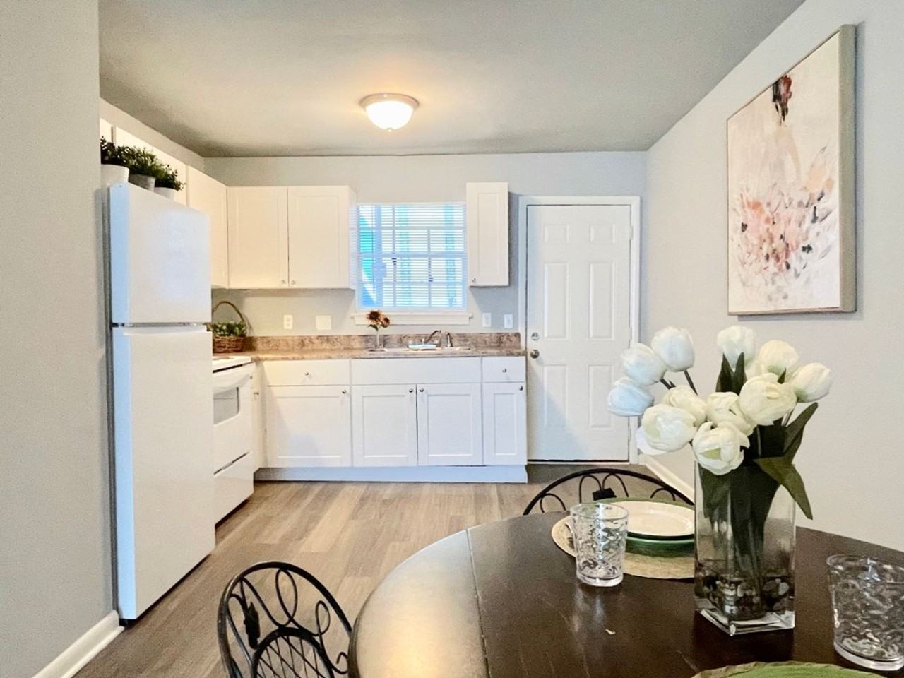 Villas on Parkway - Photo 3 of 14