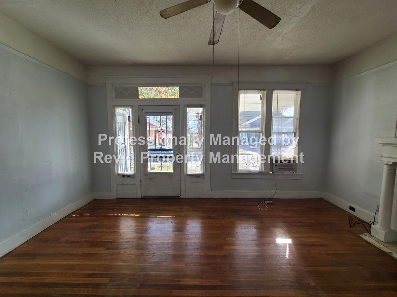 2164 Harbert Ave - Photo 6 of 17