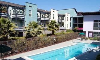 featured image of 790 Lenzen Ave