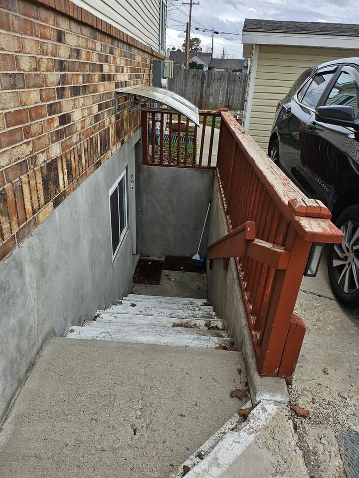 837 W 30 S - Photo 3 of 14