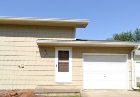 featured image of 2025 Shirley Ln