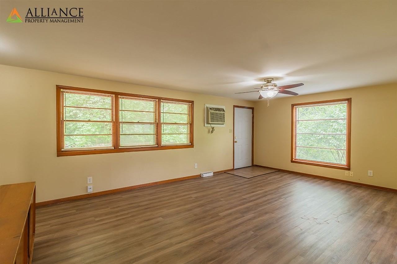 Anderson Ave. 2431-33 - Photo 3 of 21