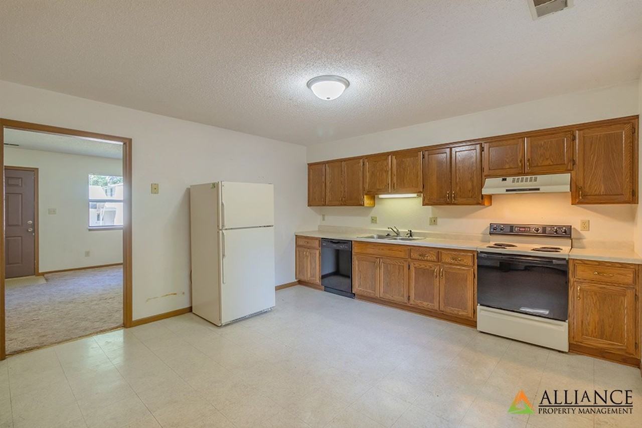 Fifth St. 80002 N. Apartments 800 N 5th St, Manhattan, KS 66502 Zumper