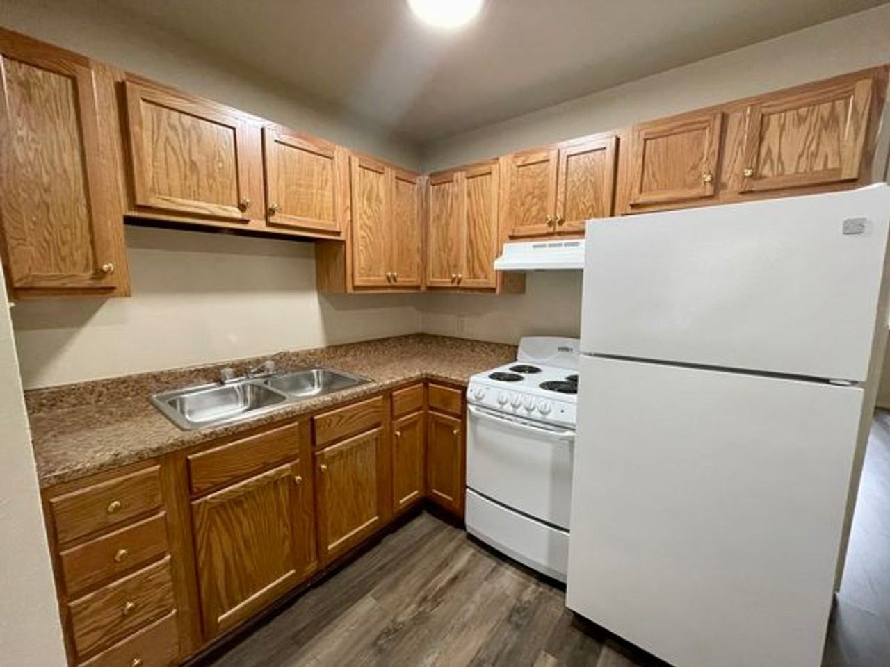 Hidden Valley Apartments - Photo 2 of 6