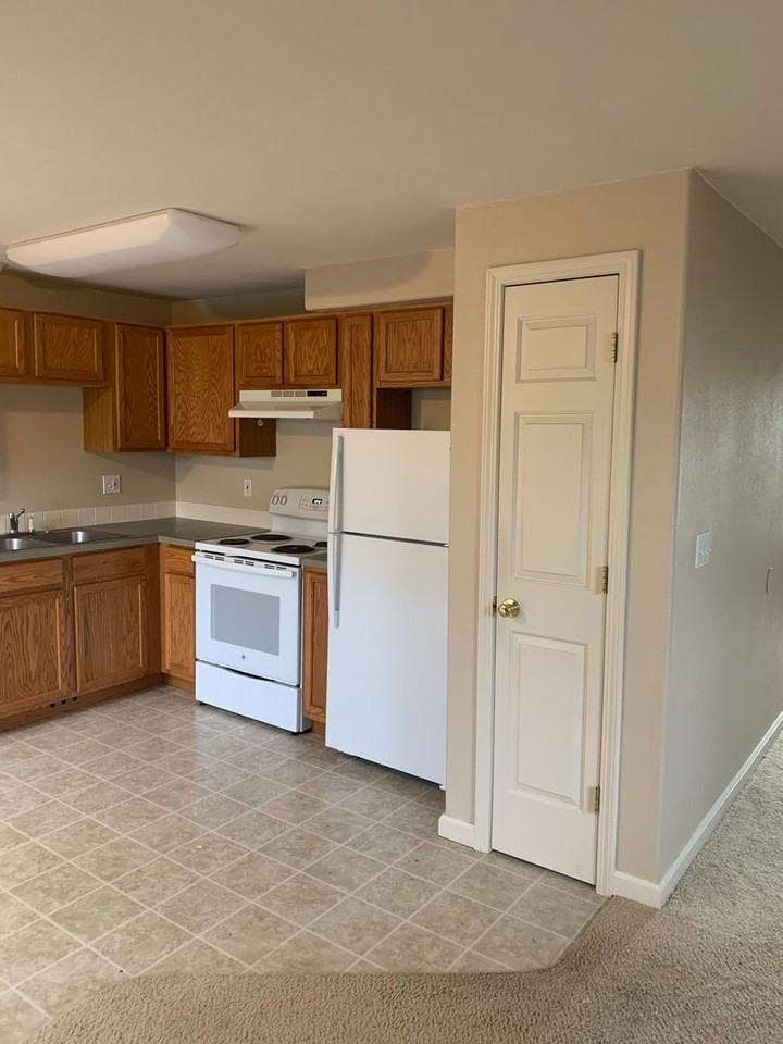 1215mo - Photo 3 of 27